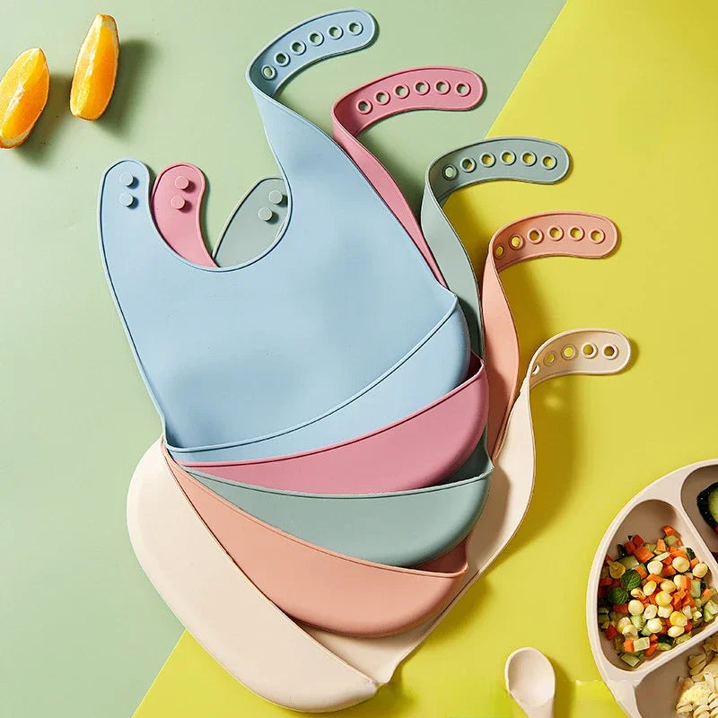 Bavoir silicone anti-bavage